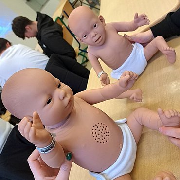 Beratungsstelle donum vitae informiert Schülerinnen und Schüler der 10. Klassen